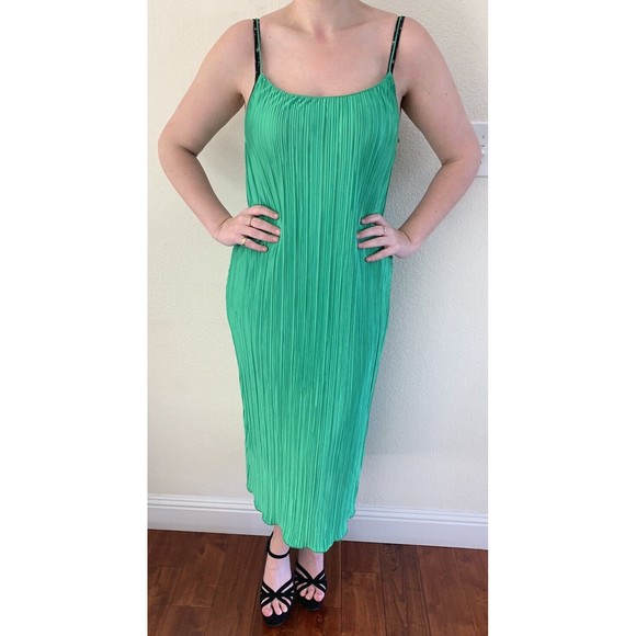 Good American Always Fits Green Plisse Slip Dress size 3-4 Midi pleat MSRP $140 - Picture 3 of 11